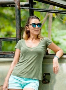 **Texte ALT recommandé :** Femme traversant la ménopause et découvrant une nouvelle étape de sa vie, entre changements du corps et bien-être.